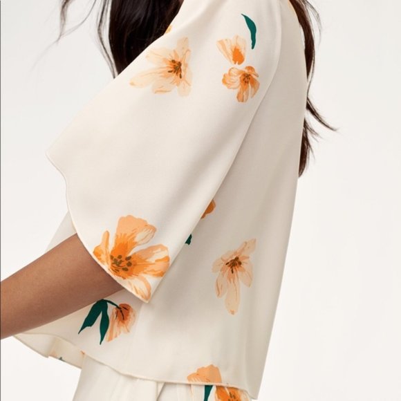 Aritzia Wilfred Cambrai Blouse - Picture 1 of 5